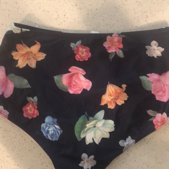 High waist floral bikini bottom - Picture 2 of 2
